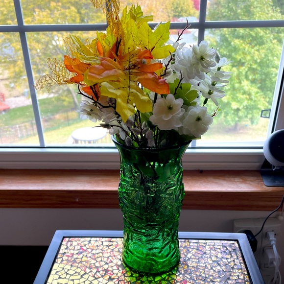 Vintage Accents Large Green Glass Flower Vase Poshmark